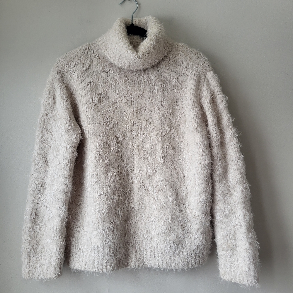 Zara Soft Cream Cozy Cottage Core Countrycore Turtle Neck Sweater